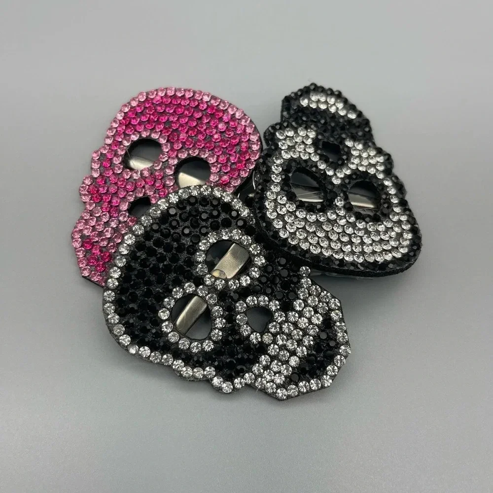 Urban Outfitters RHINESTONE ICON CLIP SET, NWT